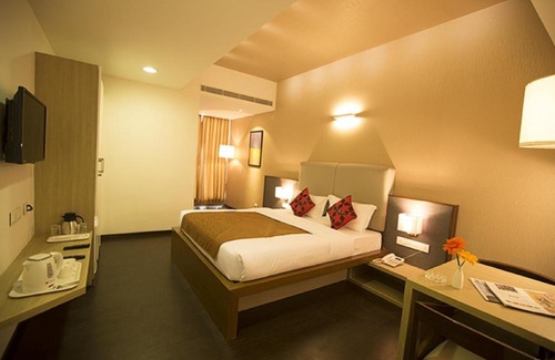 Electronics City Hotel | Vinaya Royal Inn