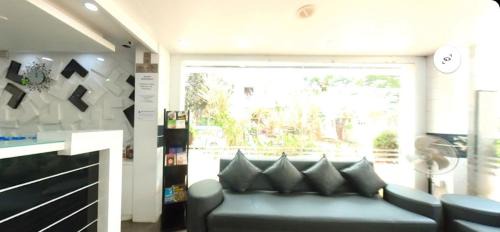 Bommasandra Hotel | Visaara Luxury Homes