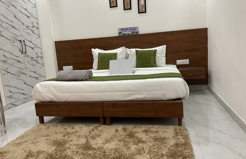 Gurugram Bed & Breakfast | VR HOMES and APARTMENTS