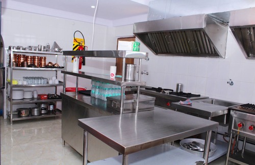 Bullawala Hotel | Yatrik Inn