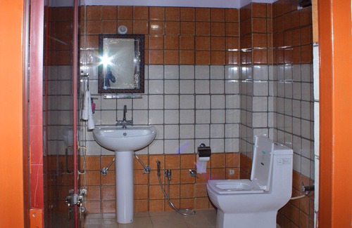 Bullawala Hotel | Yatrik Inn