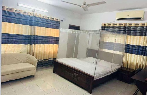 Chattogram District Hotel | 吉大港华人酒店