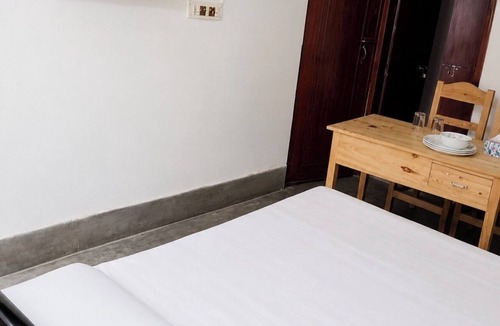 Mohammadpur Apartment | 1-bedroom apartment full furnished and with full amenities , AC .Dhaka 1207