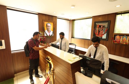 Hosdurg Hotel | 1000 m² Hotel ∙ 8 bedrooms ∙ 4 guests