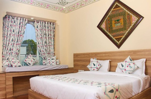 Sawai Madhopur Hotel | 11 m² Hotel ∙ 2 guests