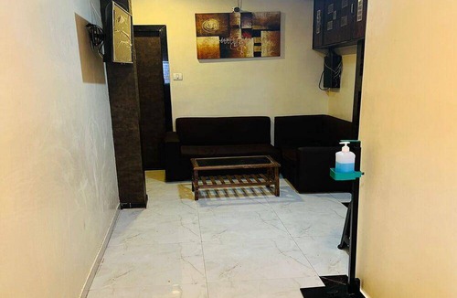 Colaba Hotel | 12 m² Hotel ∙ 3 guests