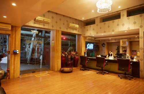 Panchgani Resort | 148 m² Resort ∙ 8 guests
