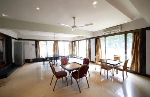 Panchgani Resort | 148 m² Resort ∙ 8 guests