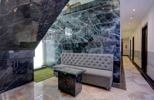 Girgaon Hotel | 15 m² Hotel ∙ 3 guests