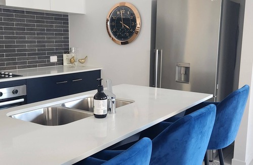 Bells Creek House | 15 minutes to Australia Zoo. Close to the beaches Central location.