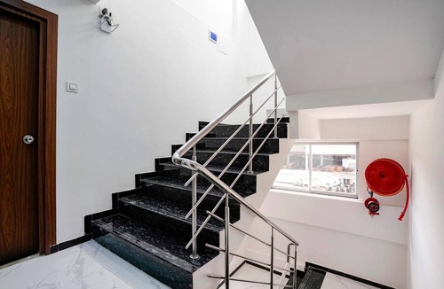 Navi Mumbai Hotel | 150 m² Hotel ∙ 3 guests
