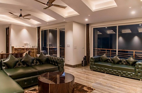 Kumarhatti Villa | 150 m² Villa ∙ 5 bedrooms ∙ 12 guests