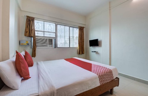 Pimpri - Chinchwad Hotel | 16 m² Hotel ∙ 3 guests
