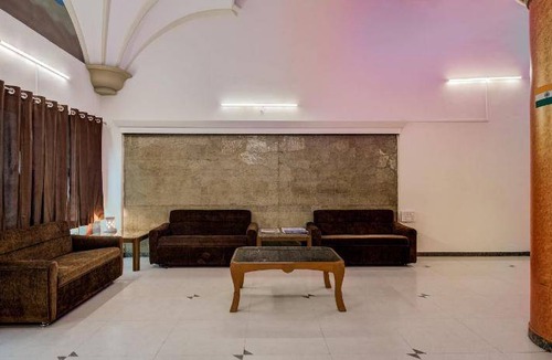 Pimpri - Chinchwad Hotel | 16 m² Hotel ∙ 3 guests