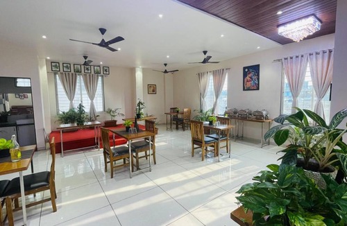 Phase 1 Hotel | 17 m² Hotel ∙ 3 guests