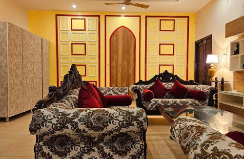 Sonepat Hotel | 18 m² Hotel ∙ 3 guests