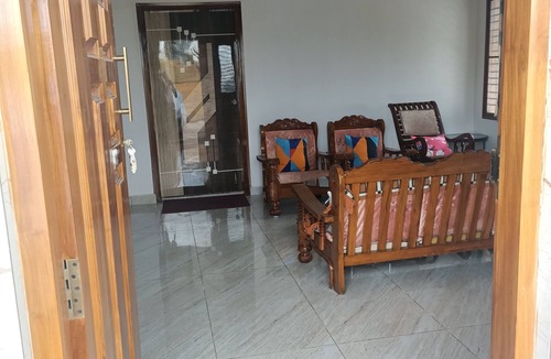Mysore House | 1AC Bedroom & Hall with Safe Parking