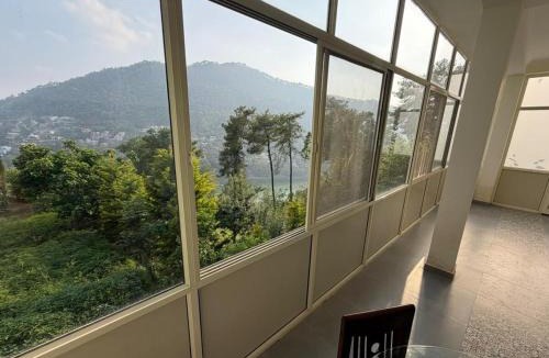 Bhimtal Apartment | 1BHK Lake View Stay with Pool Gargi Cottages