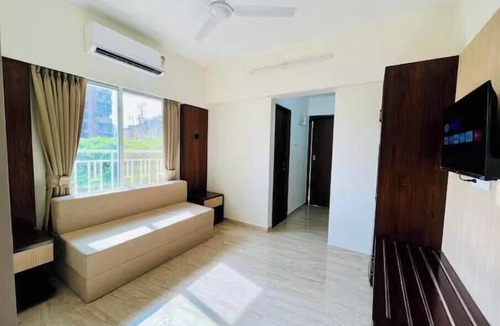 Kandivali East Apartment | 1BHK suite by THE BNB STAY- Malad West