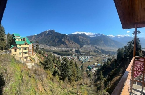 New Manali Apartment | 2 Bedroom apartment with Shared lobby
