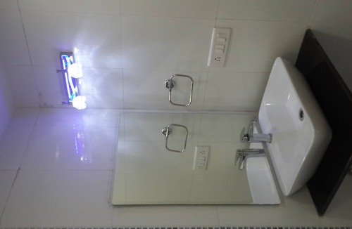 Mahabaleshwar House | 2 BHL LUXURY AC FLAT MAHABALESHWAR FOR 4 TO 6 PEOPLE