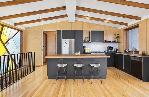 Coledale House | 200m to Coledale Beach with wheelchair access and pet friendly
