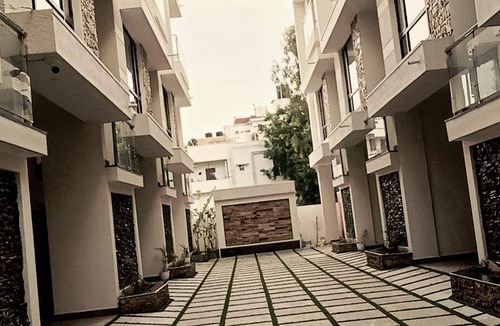 Narayanapura Hotel | 21 m² Hotel ∙ 12 guests