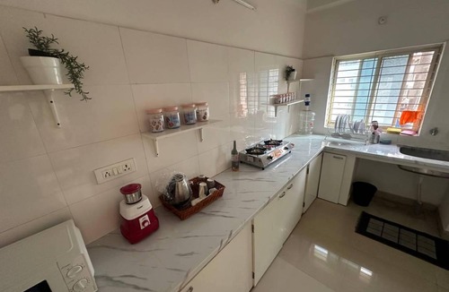 Shaikpet Apartment | 210 m² Apartment ∙ 2 bedrooms ∙ 4 guests