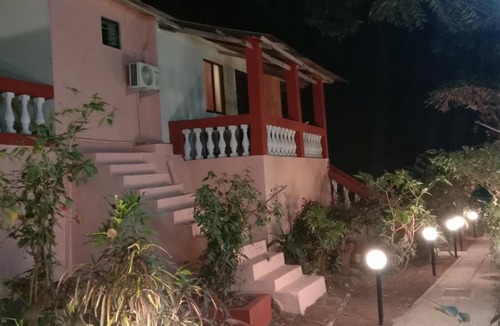 Matheran Hotel | 23 m² Hotel ∙ 5 guests