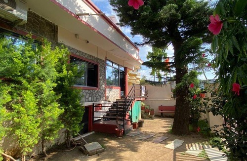 Mount Abu House | 232 m² House ∙ 3 bedrooms ∙ 14 guests