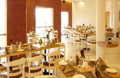 Silvassa Resort | 28 m² Resort ∙ 3 guests