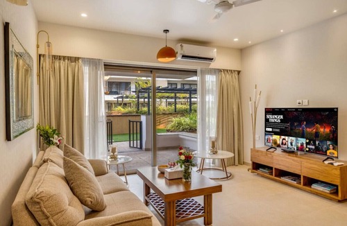 Saunta Vaddo Apartment | 2BR w Pool Sauna 2km to Baga Calangute Beach