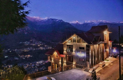 New Manali Apartment | 3 Bedroom Private Apartment +Sunrise view Balcony