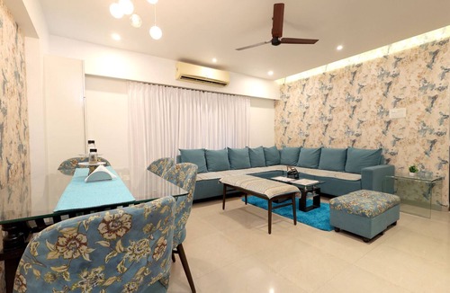 Mumbai Apartment | 3 Bedroom + Wifi+ Chef on demand+ Andheri east