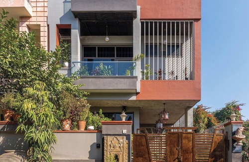 Vaishali Nagar House | 3 BHK luxury art villa Garuda - Lalluji luxe