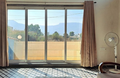 Malavli House | 3 BHK Marigold Villa Near Lonavala