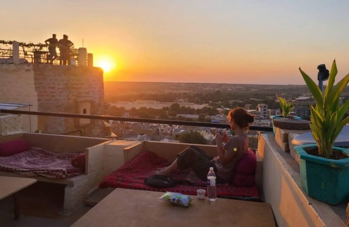 Amar Sagar Pol Bed & Breakfast | 300 m² Bed and breakfast ∙ 3 guests