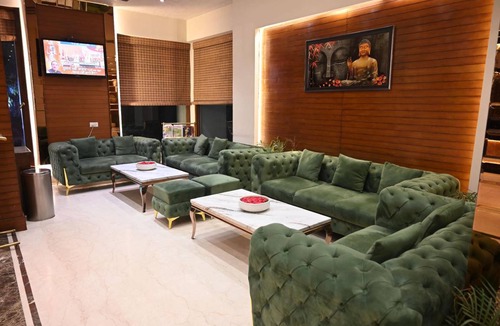 Karnal Hotel | 300 m² Hotel ∙ 4 guests
