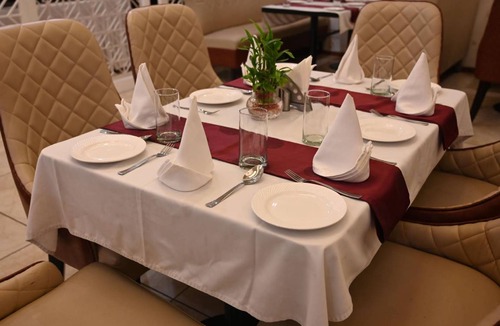 Karnal Hotel | 300 m² Hotel ∙ 4 guests