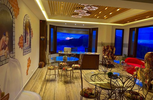 Shimla Villa | 3000 m² Villa ∙ 7 bedrooms ∙ 2 guests