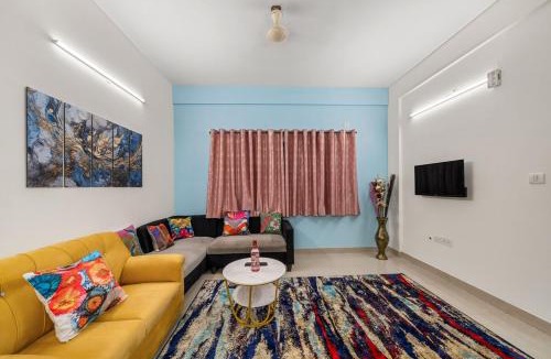 Ejipura Apartment | 303 Woods 2BHK Lift, Koramangala 100feet road