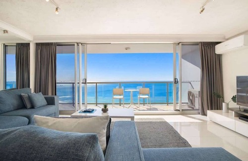 Surfers Paradise Apartment | 34B Peninsula Surfers Paradise Ocean Views Hosted by Gold Coast Holiday Stays