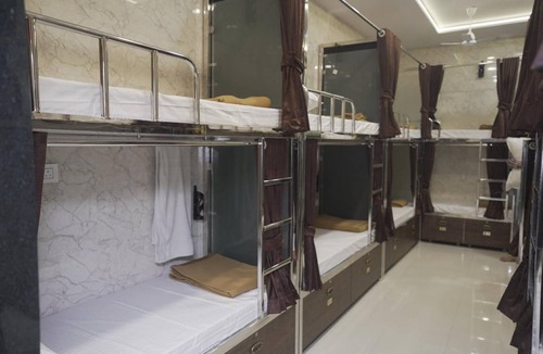 Malad West Hostel | 36 m² Hostel ∙ 1 guest