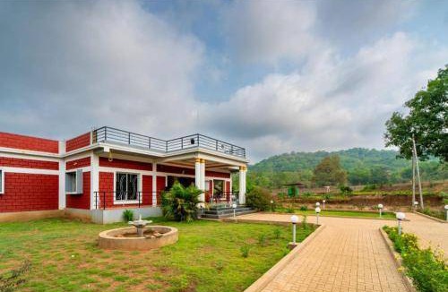 Timbholi Hotel | 360 m² Hotel ∙ 3 guests