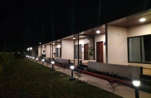 Diveagar Hotel | 37 m² Hotel ∙ 6 guests