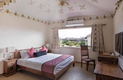 Mandvi Resort | 372 m² Resort ∙ 4 guests