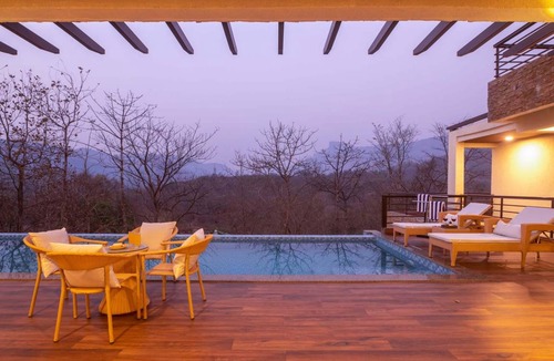 Lonavala Villa | 372 m² Villa ∙ 4 bedrooms ∙ 12 guests