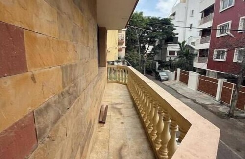 Koramangala House | 3BHK Family House with balcony in Koramangala