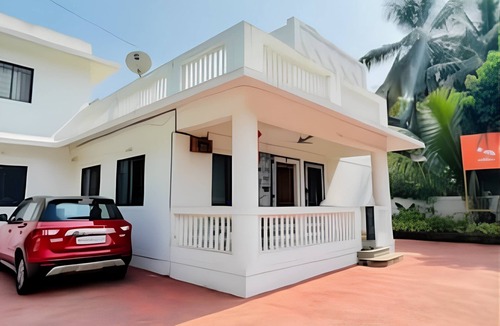 Alibaug House | 4-bedroom bungalow in fabulous Alibag with AC, WiFi, swimming pool and parking