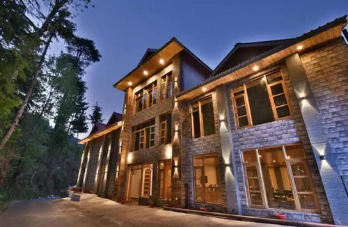 Aleo House | 4 BHK Independent Cottage+kitchenette +Balconynn